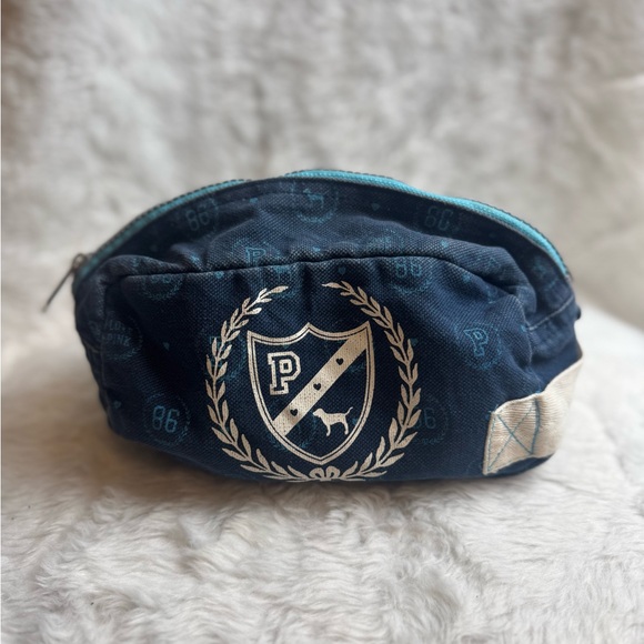 Y2K VINTAGE VICTORIA’S SECRET VS PINK BLUE CREST DOG PUP 86 LOGO MAKEUP BAG - Picture 1 of 7